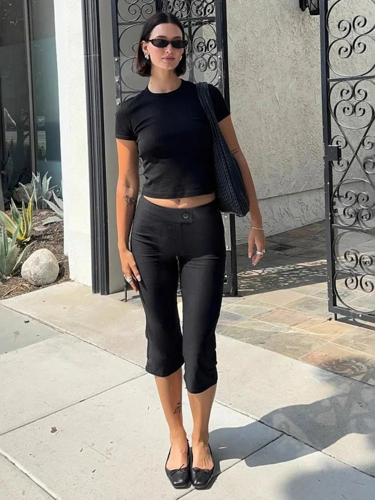 Juliette Black Capris Pants - Image 5