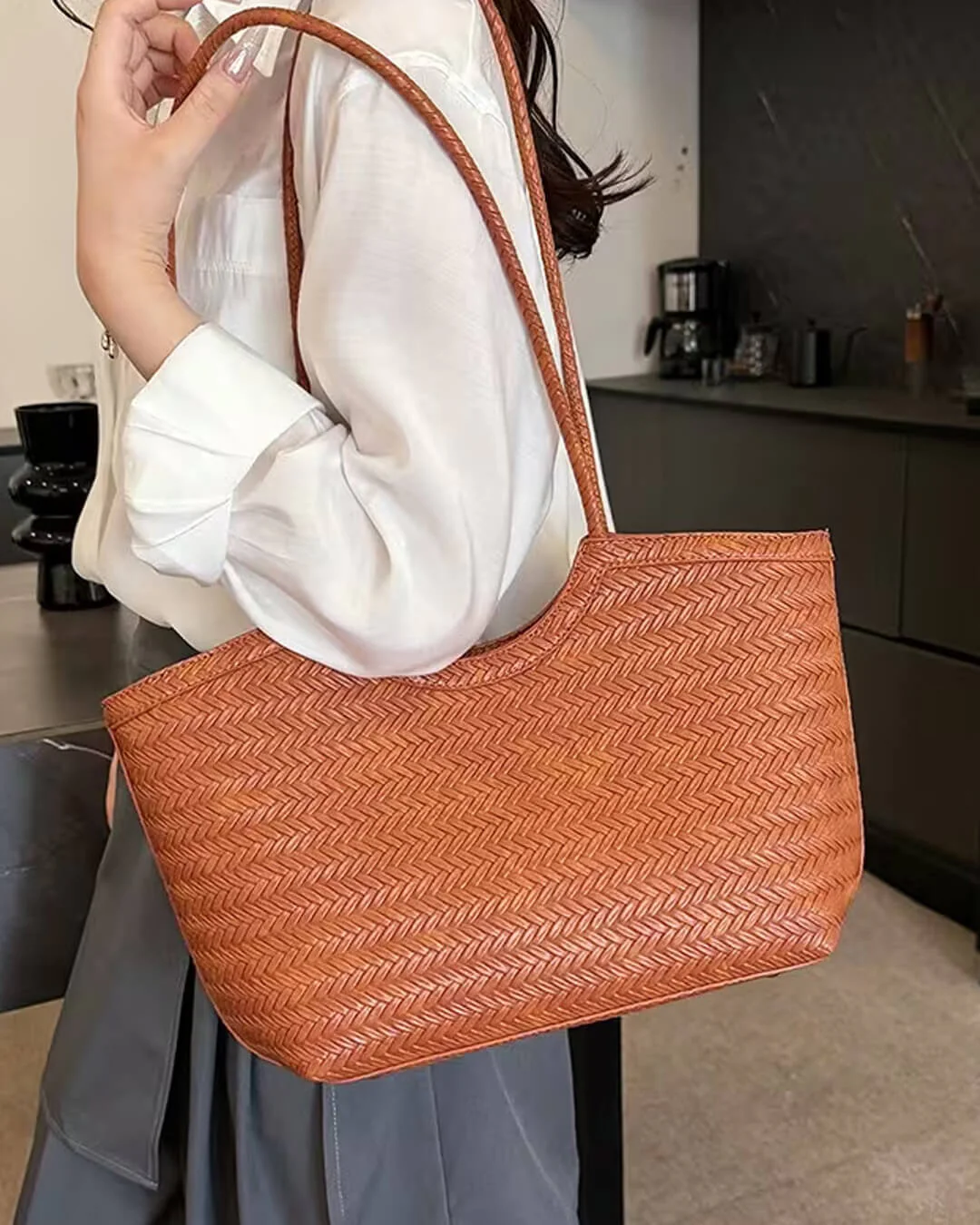 Rica Woven Faux Leather Bag - Image 11