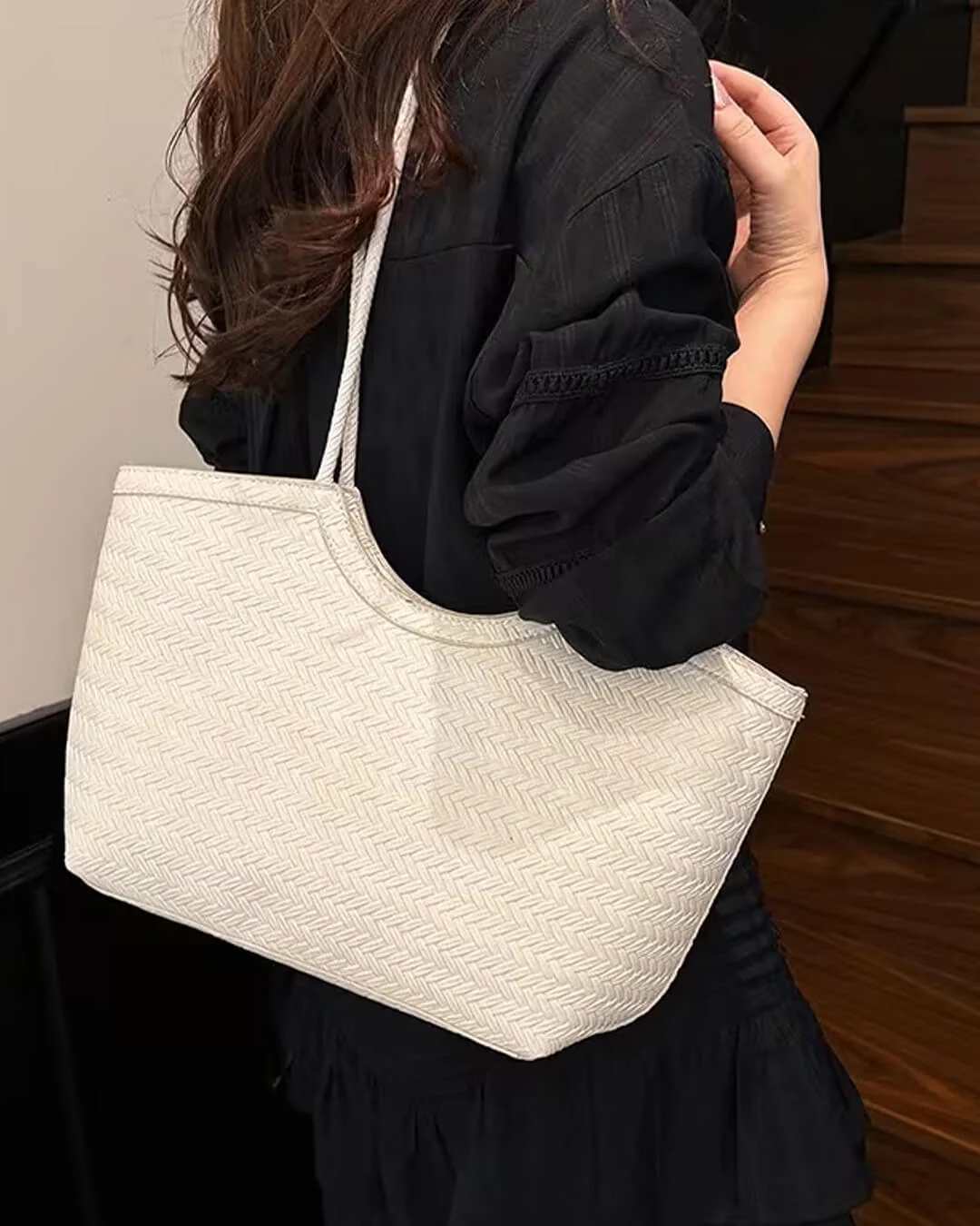 Rica Woven Faux Leather Bag - Image 12