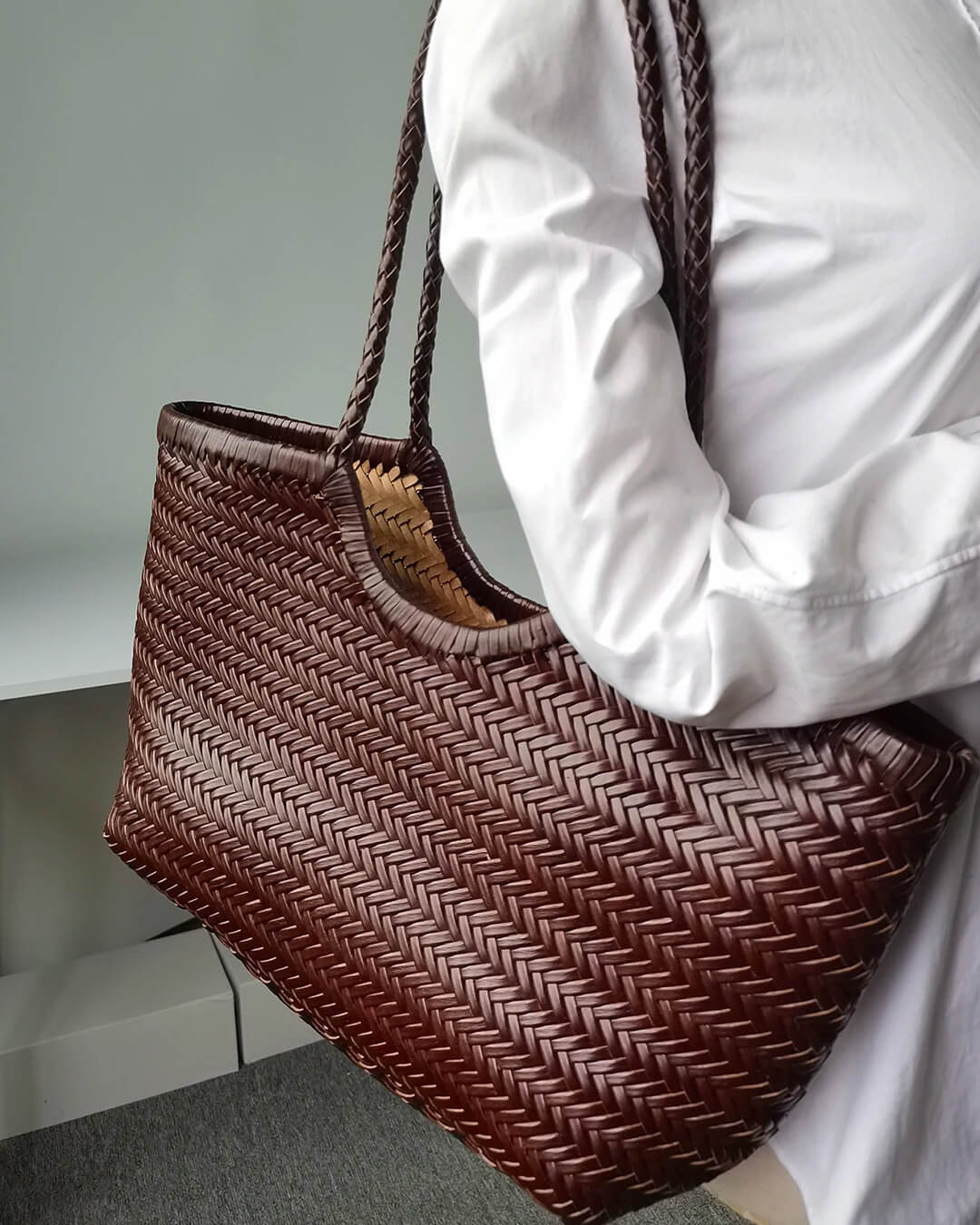 Rica Woven Faux Leather Bag - Image 3