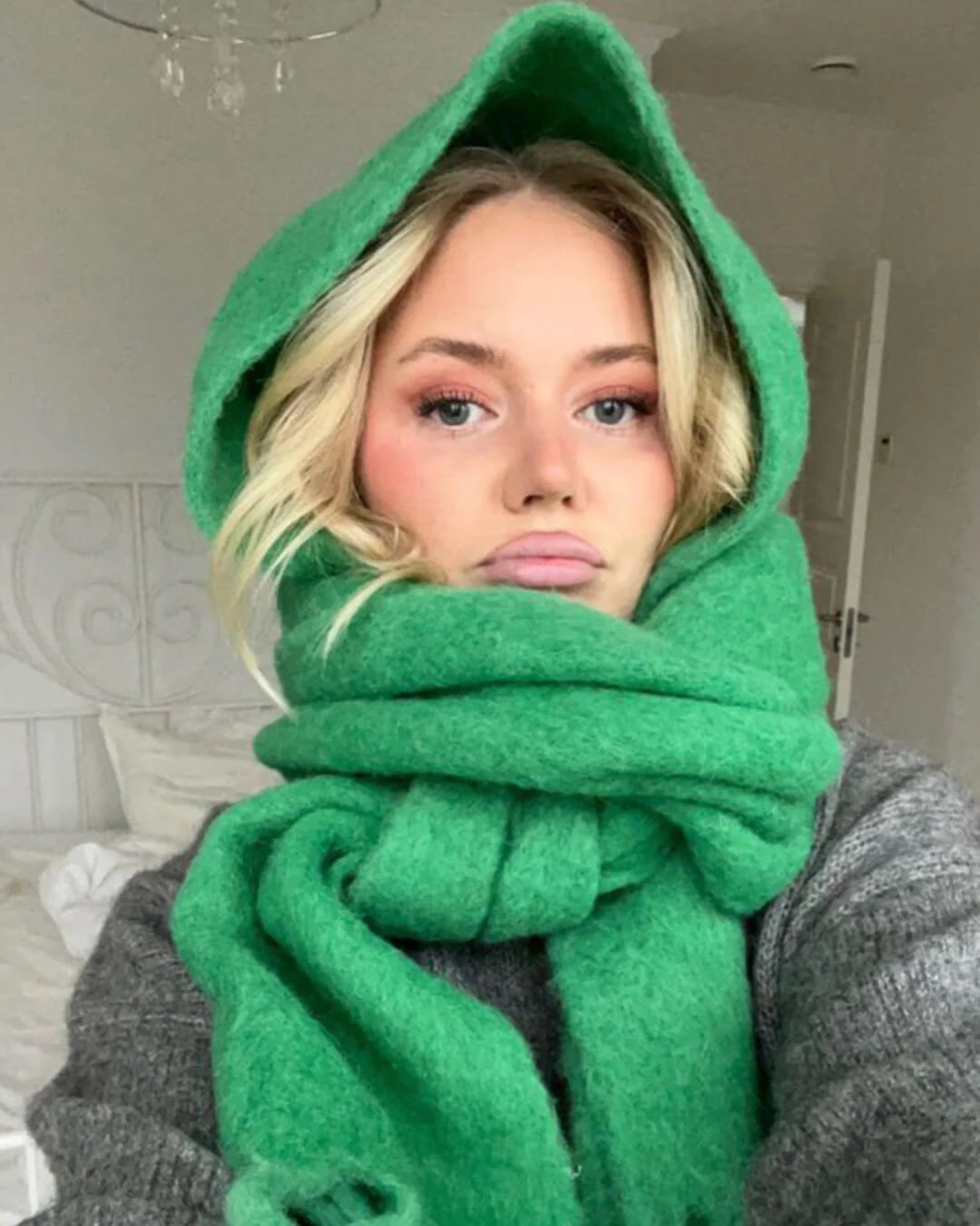 Tanya Tasseled Winter Scarf - Image 12